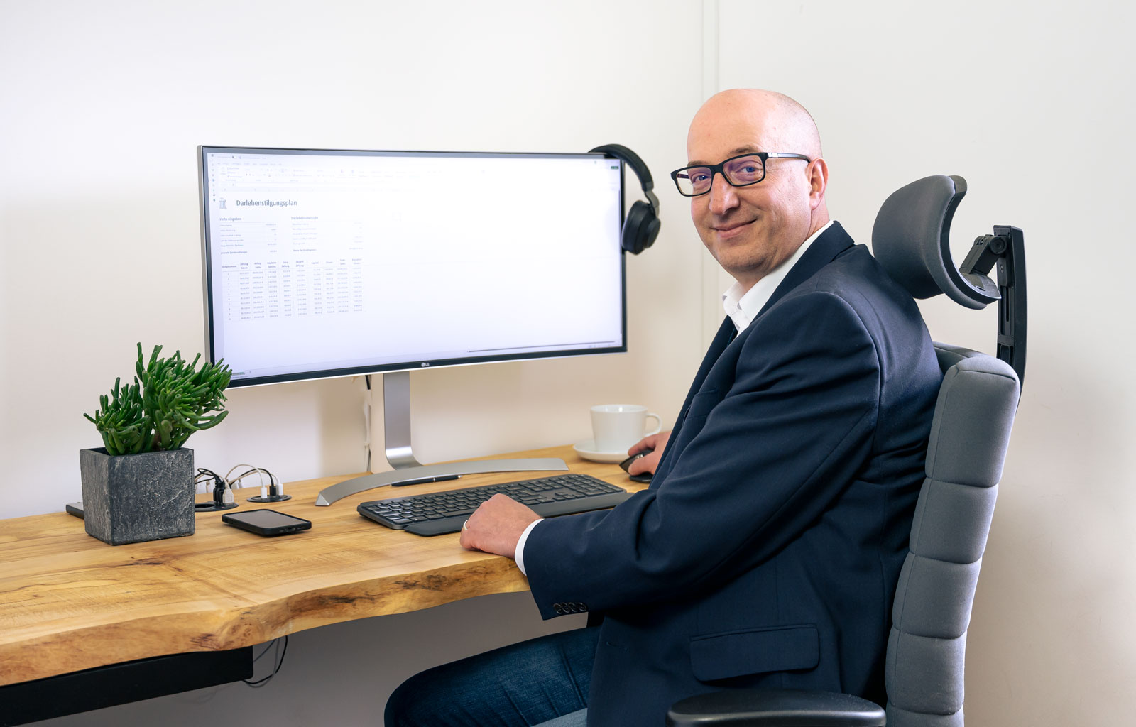 SBCMS_Michael_Schultes_SAP_Consultant_Buero2